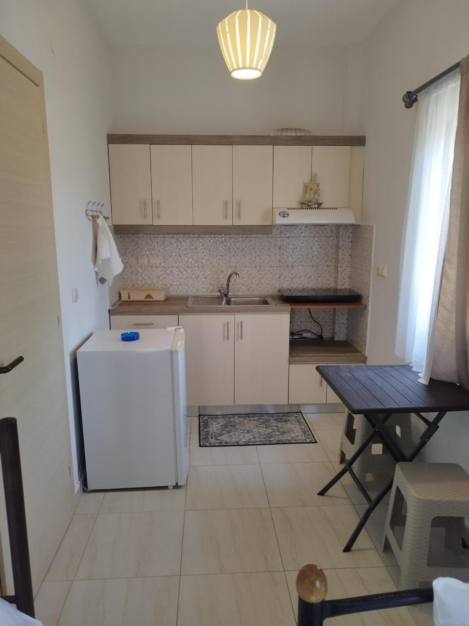 Christa'S Studio Apartment Nikiti  Bagian luar foto